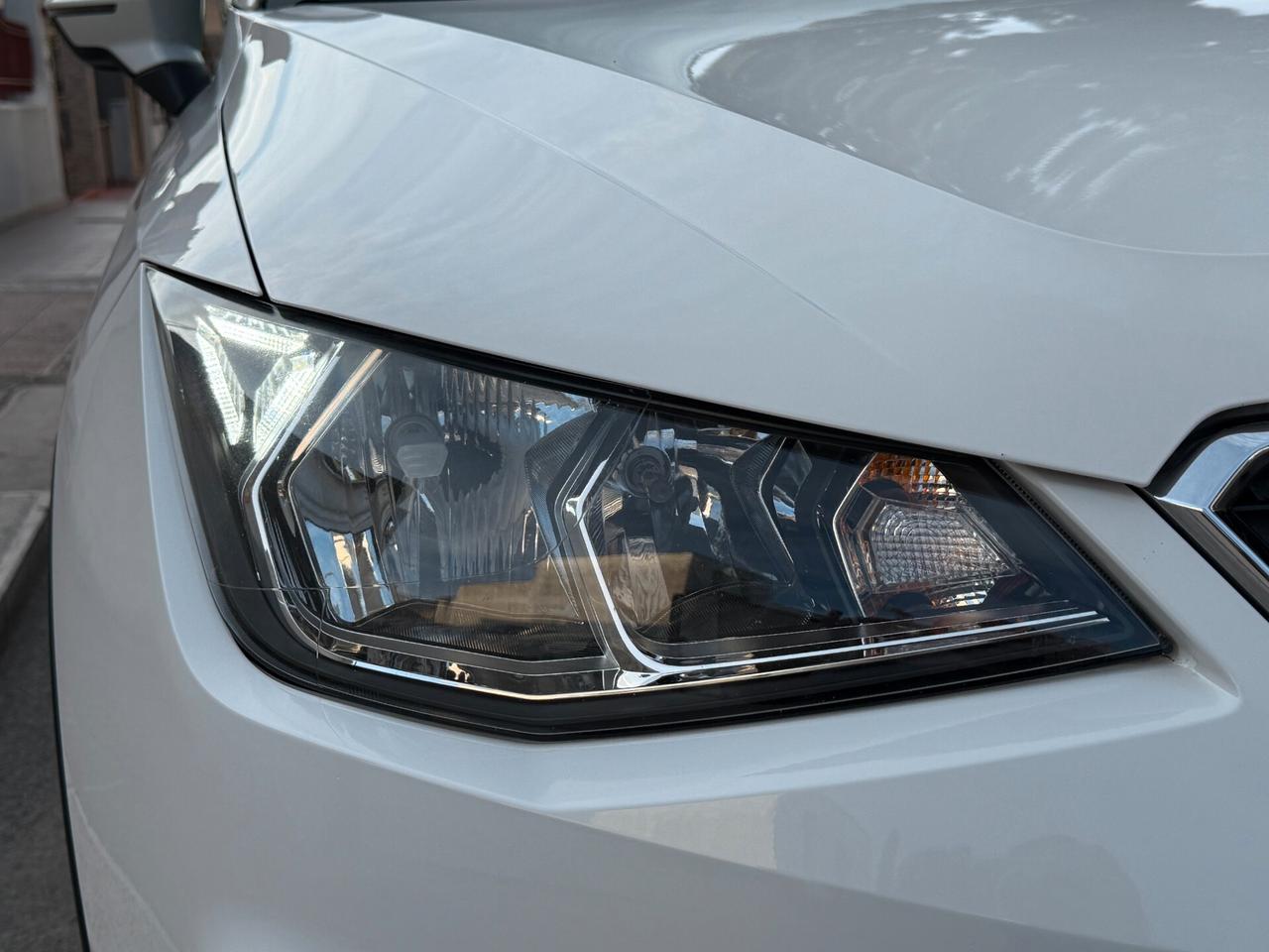 Seat Arona 1.6 TDI 95CV *LED *CARPLAY FULL - 2018