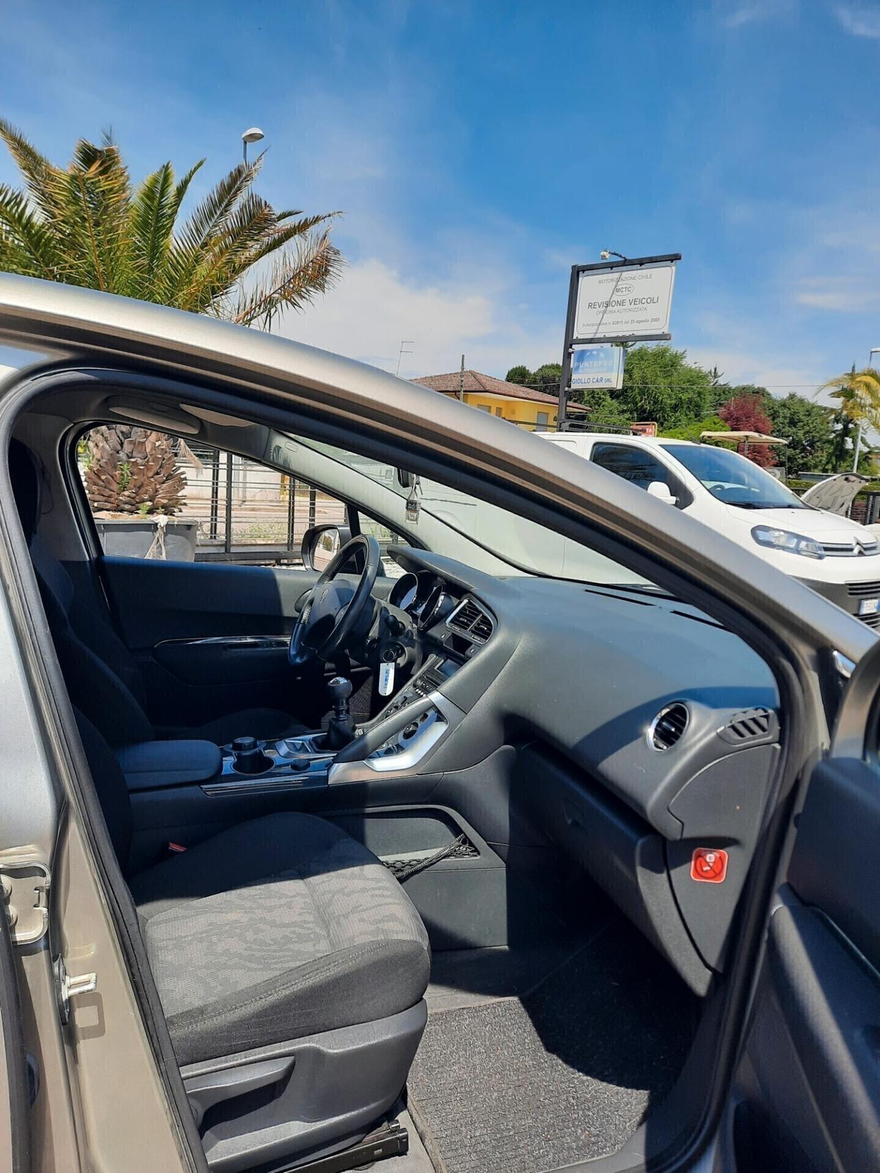 Peugeot 3008 1.6 HDi 110CV 4 TIPI DI GUIDA UNI,PROPRIETARIO