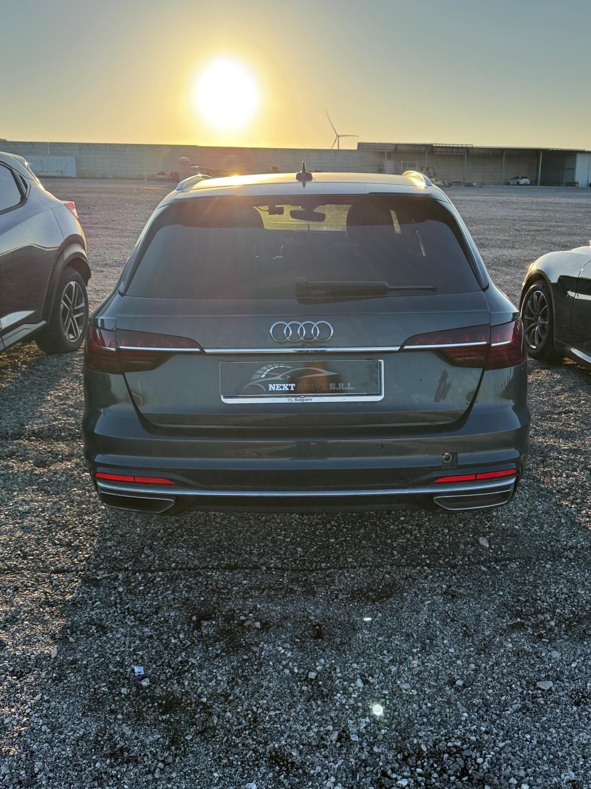 Audi A4 Avant 35 TDI/163 CV S tronic Business Advanced