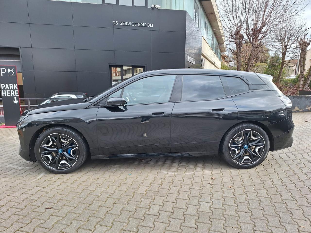 Bmw IX xDrive40 Pacchetto Sportivo IVA ESPOSTA