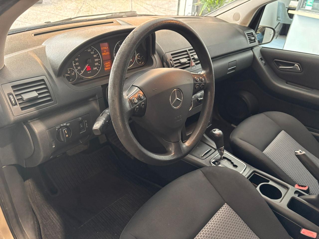 Mercedes-benz A 180 CDI automatica