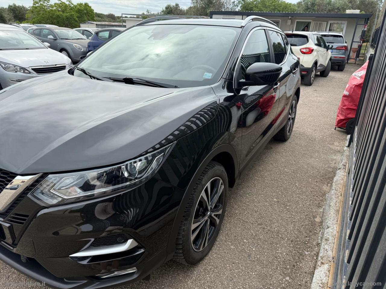 NISSAN Qashqai 1.5 dCi N-Connecta