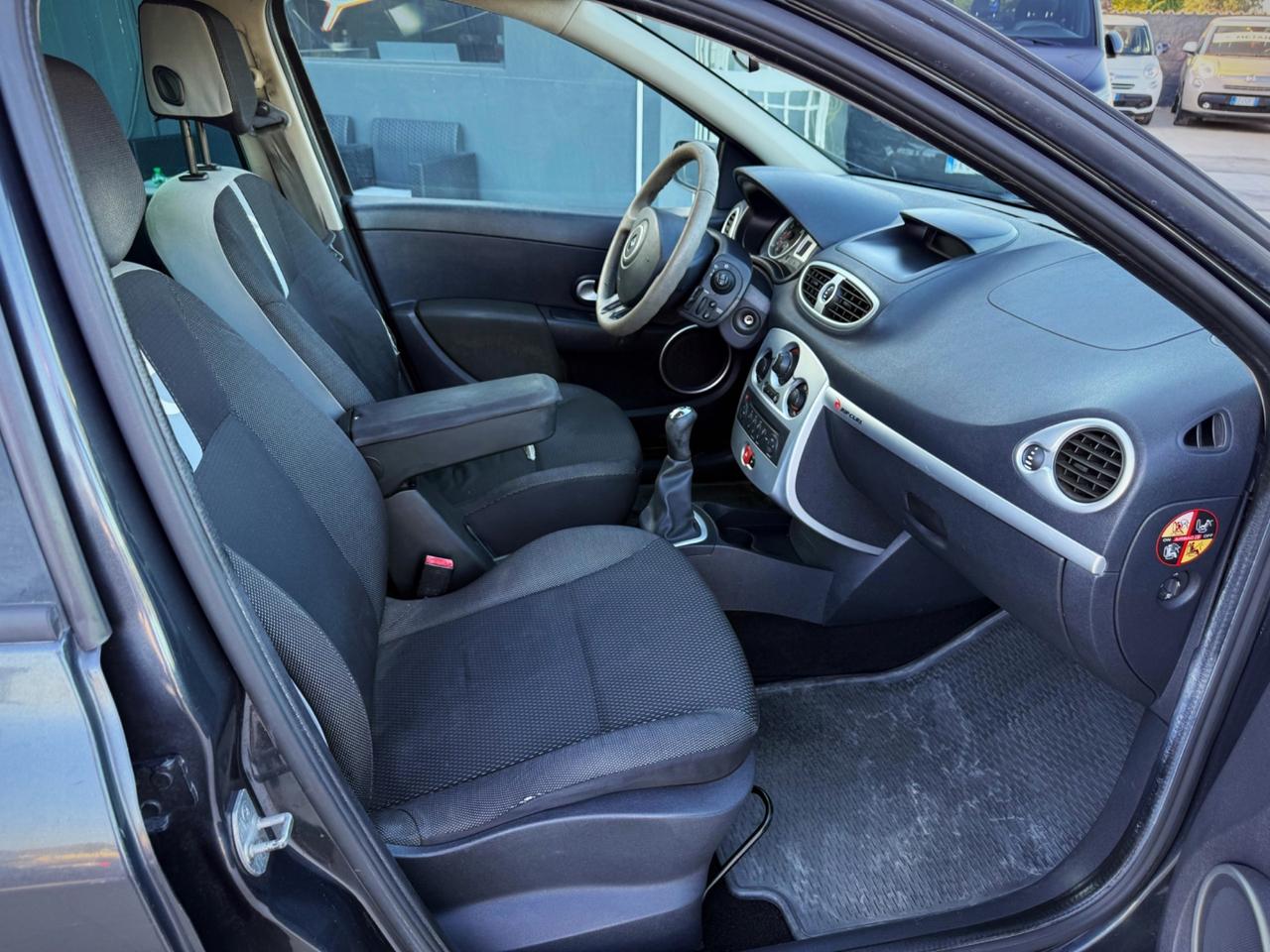 Renault Clio 1.2 16V SporTour Confort Garanzia 12 Mesi