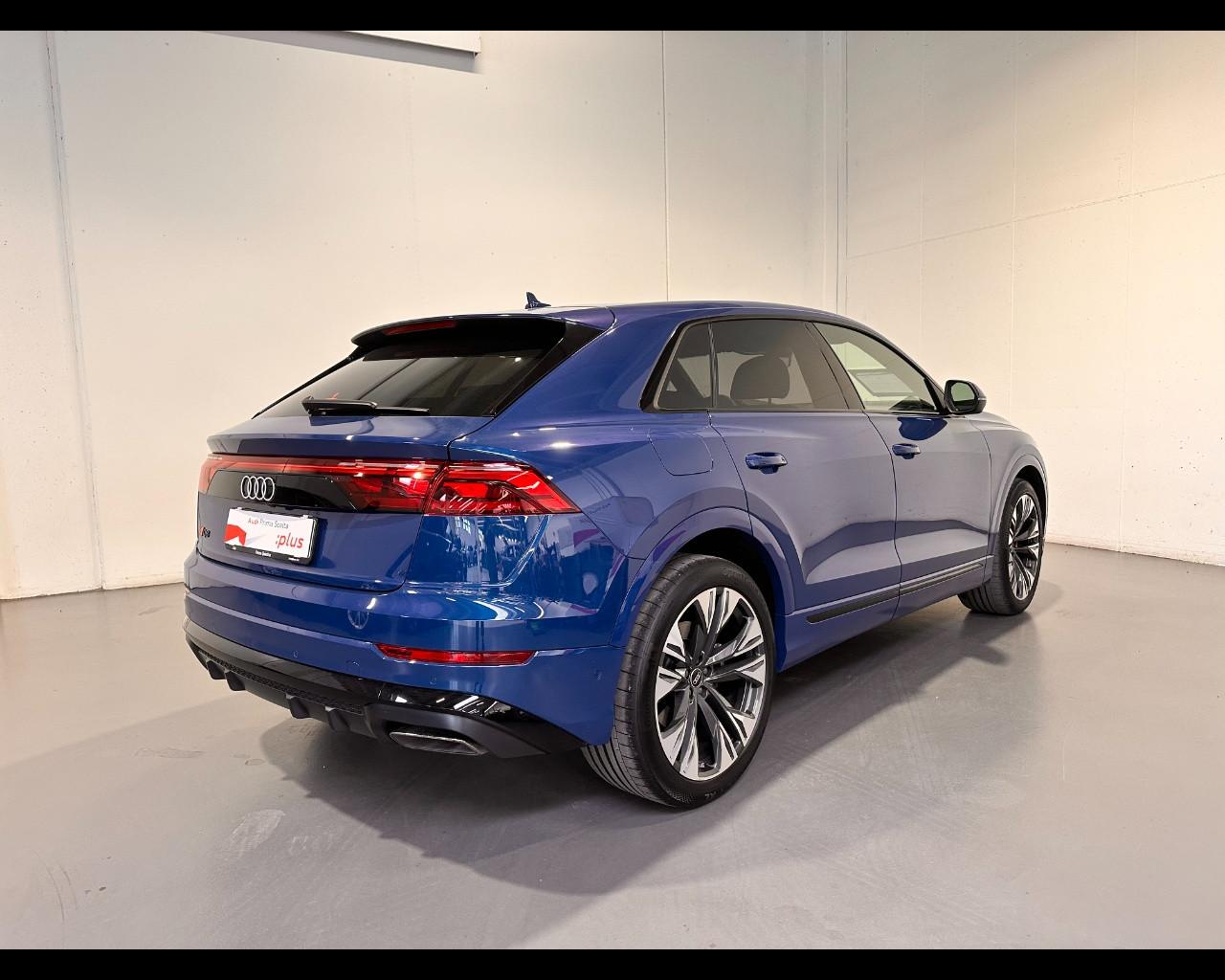 AUDI Q8 55 TFSI e TIPTRONIC QUATTRO S-LINE PLUS