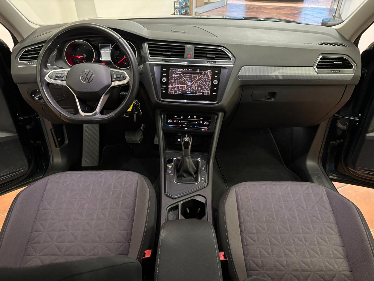 VOLKSWAGEN TIGUAN 2021 2.0 150 CV DSG LIFE
