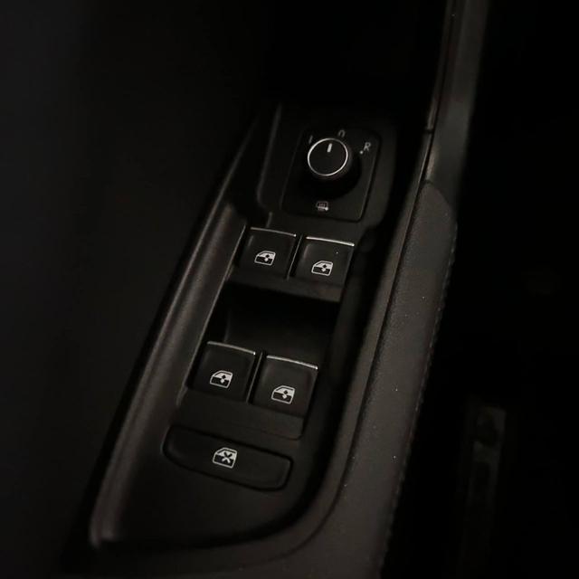 AUDI A1 SPB 30 TFSI Identity Black