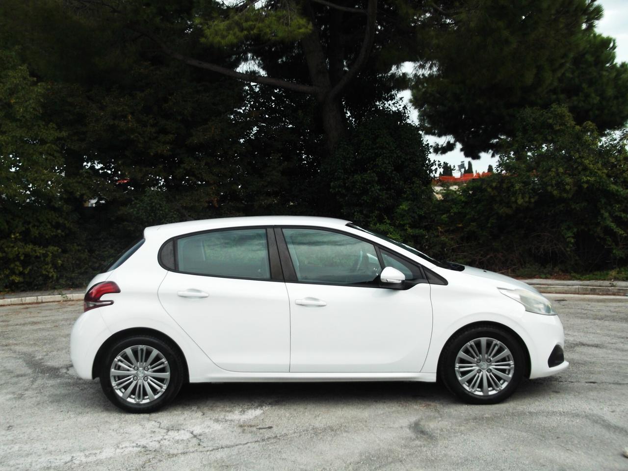 Peugeot 208 BlueHDi 1.6 Hdi Allure 2015