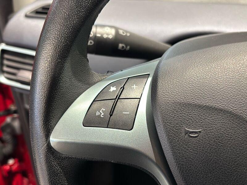 Lancia Ypsilon 1.0 FireFly 70cv Hybrid Gold