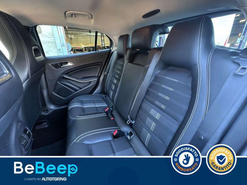 Mercedes-Benz GLA 200 D SPORT AUTO