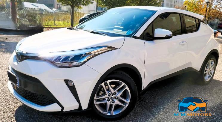 Toyota C-HR 1.8h Business e-cvt