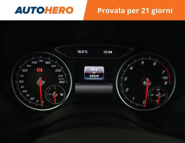 MERCEDES-BENZ GLA 180 Business