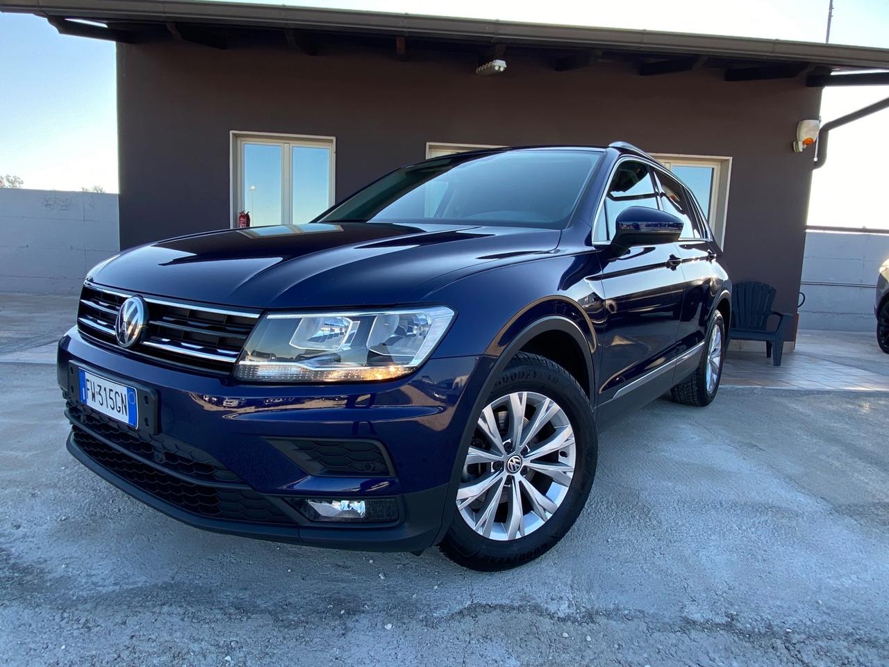 Volkswagen Tiguan 2.0 TDI DSG Business BlueMotion IVA ESPOSTA Technology