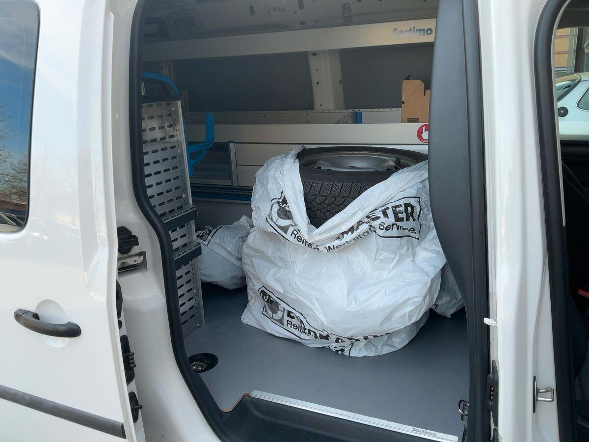 Volkswagen Caddy 1.4 TGI DSG Maxi FURGONE