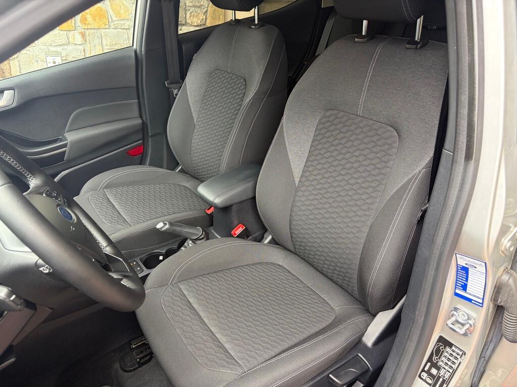 Ford Fiesta 1.0 Ecoboost Hybrid 125 CV 5 porte Titanium 2400 KM !!