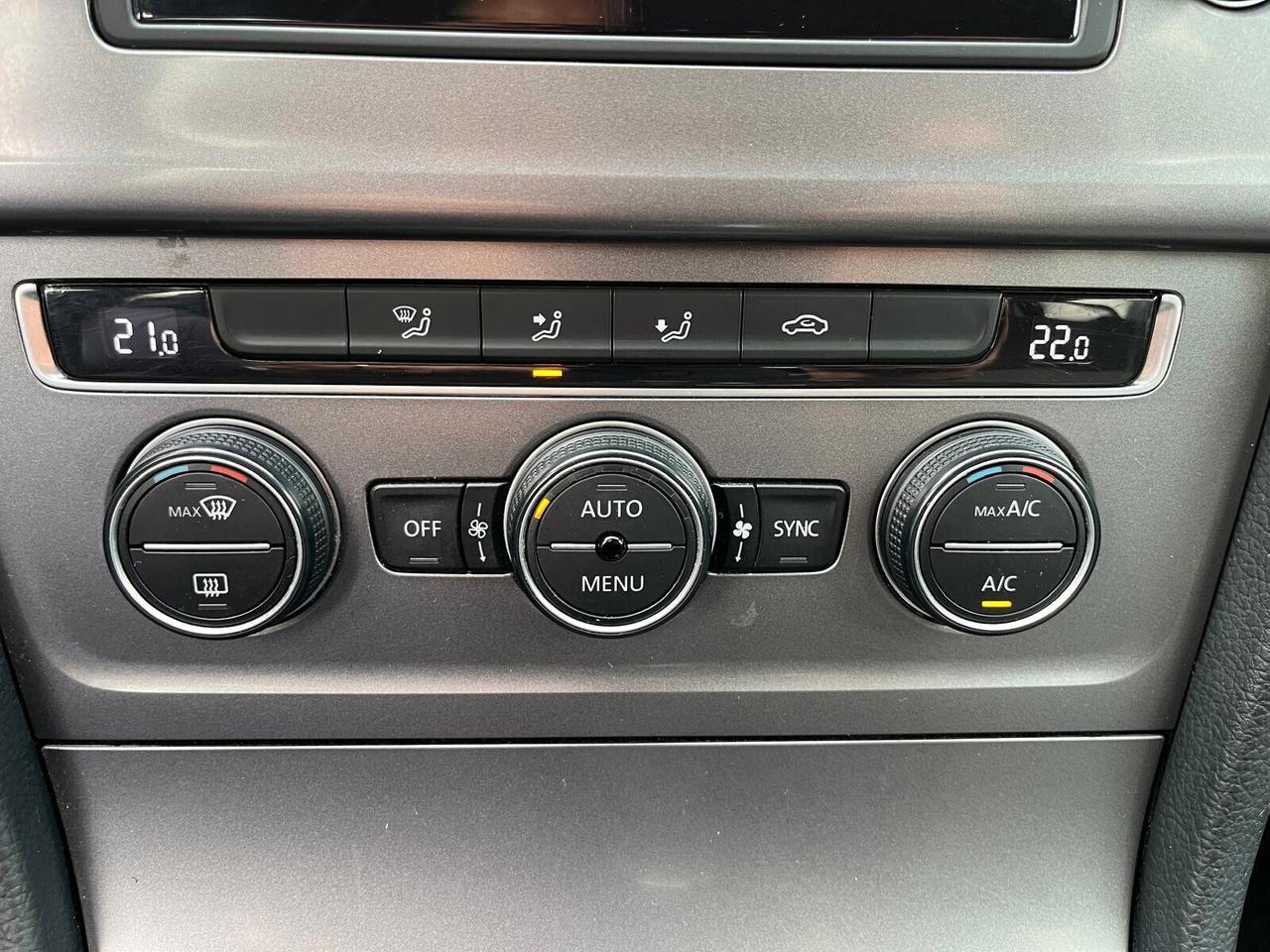 Volkswagen Golf 1.6 TDI 5p. Highline BlueMotion Technology