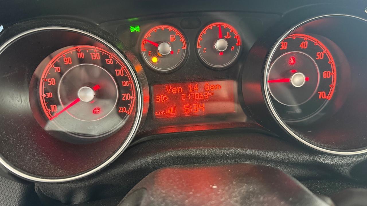 Fiat Punto 1.4 8V 5 porte Easypower Lounge