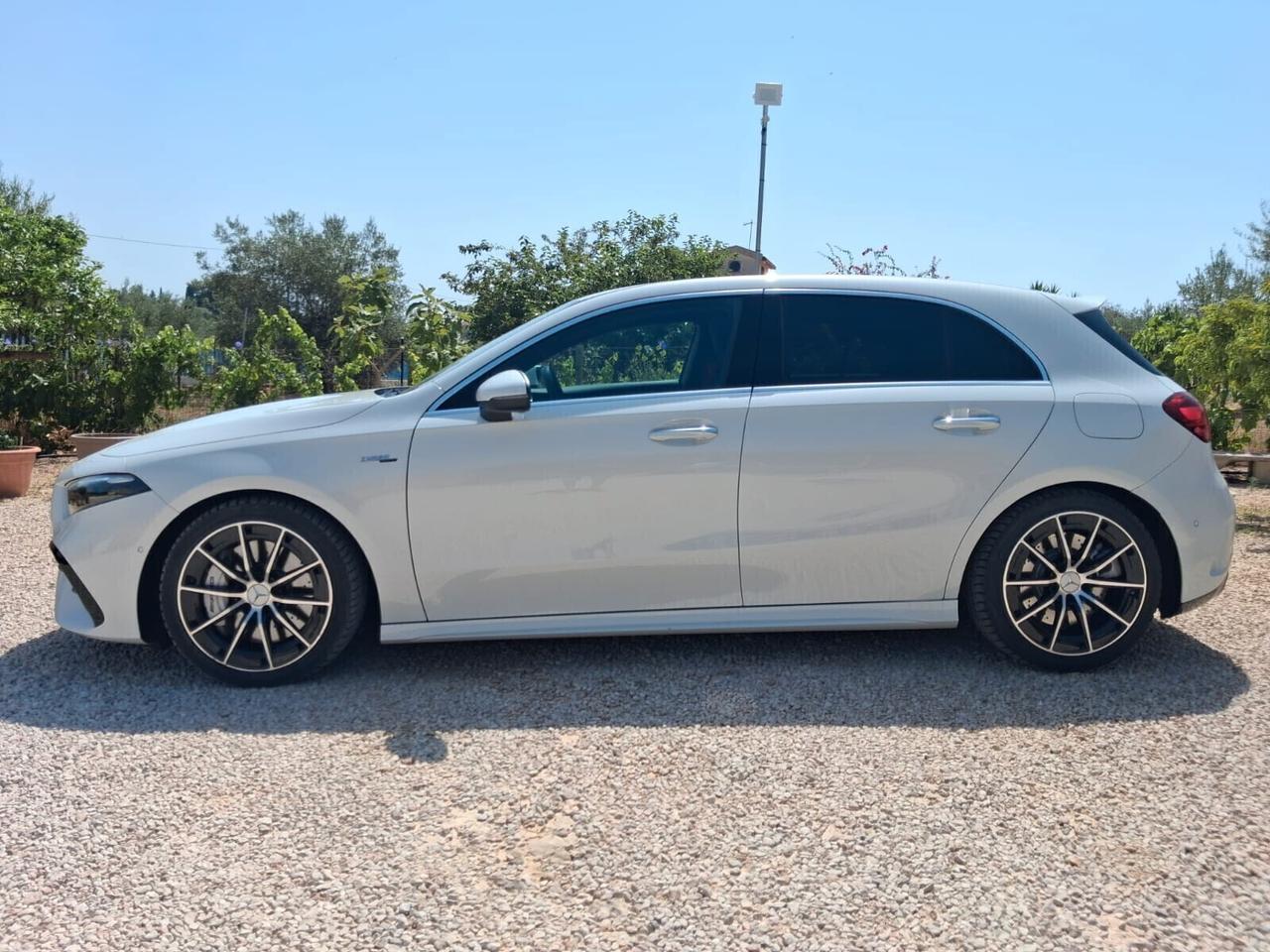 Mercedes-benz A 35 AMG 4 MATIC