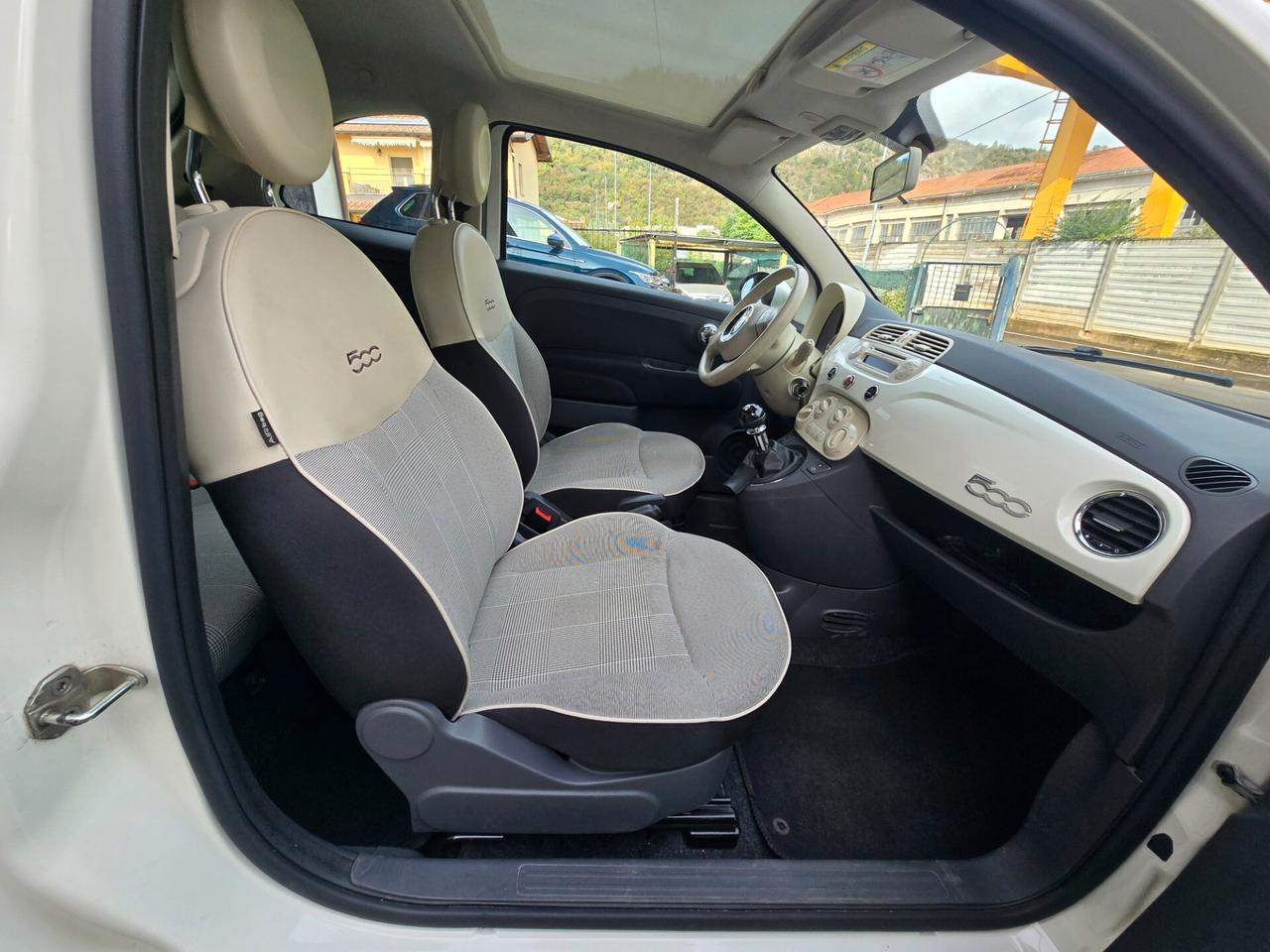 Fiat 500 1.2BENZ 69CV LOUNGE 60000KM-2015