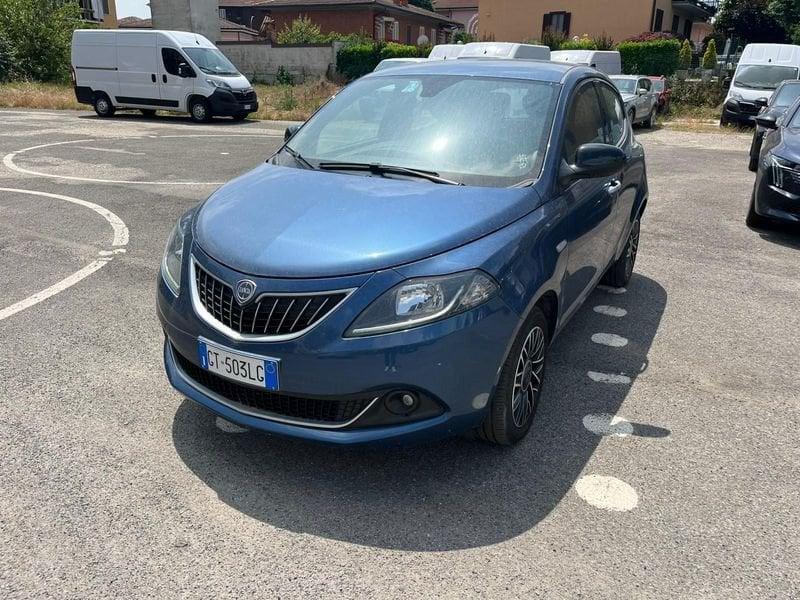 Lancia Ypsilon Ypsilon 1.0 FireFly 5 porte S&S Hybrid Platino