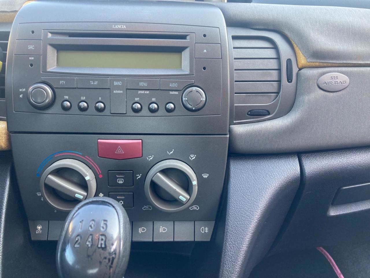 LANCIA YPSILON 1.2 BENZINA (MODELLO ORO)