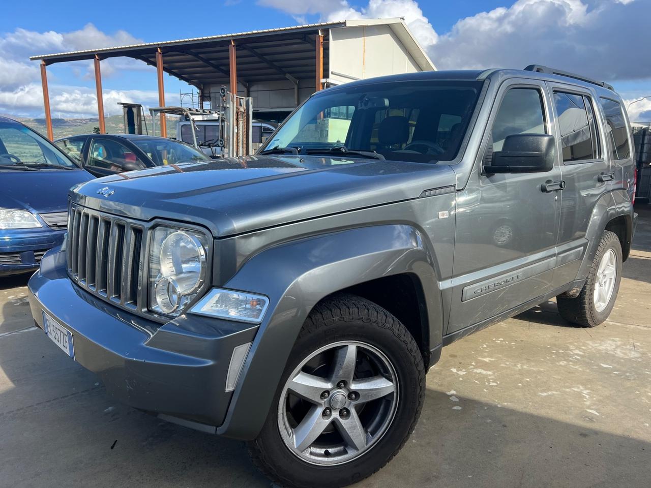 Jeep Cherokee 2.8 CRD DPF Sport Auto