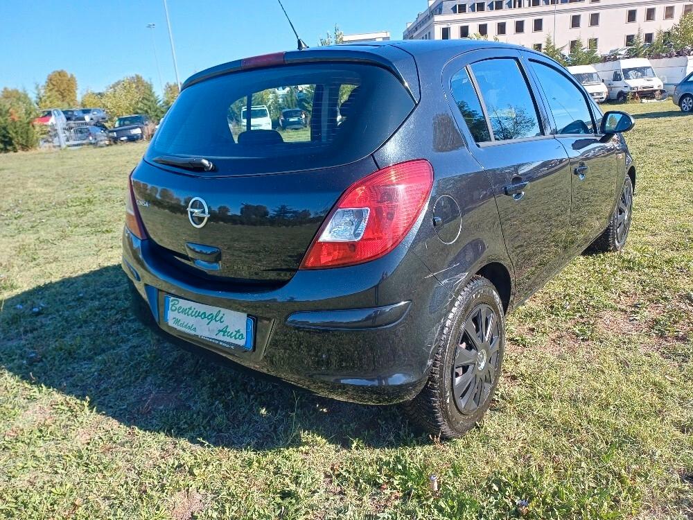 Opel Corsa 1.200 5 Porte GPL Tech Km 99.000