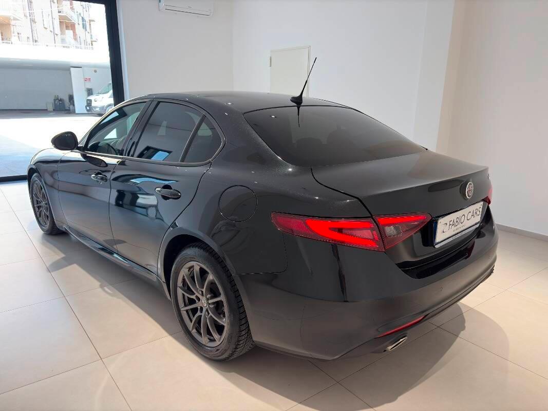 Alfa Romeo Giulia 2.2 t Super 180cv
