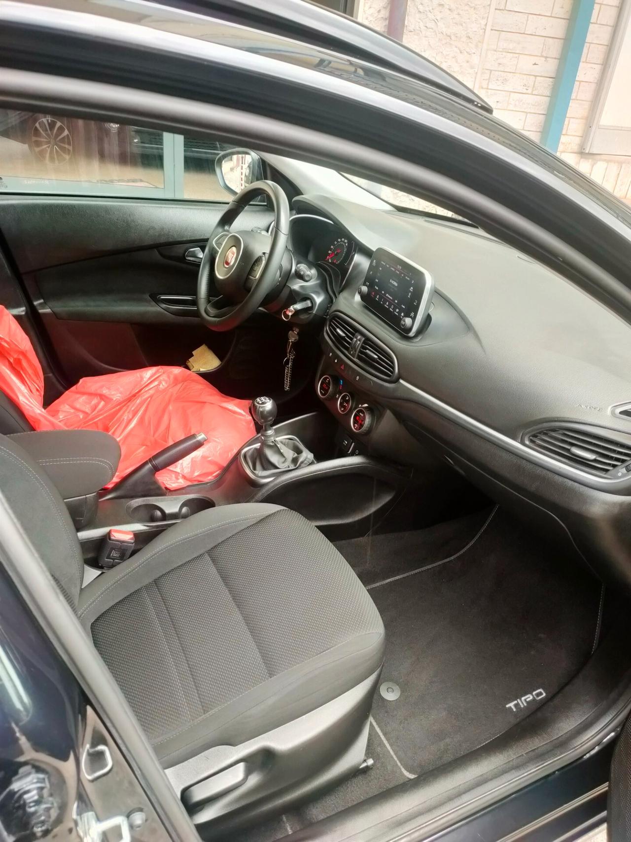 Fiat Tipo 1.6 Mjt S&S SW Lounge