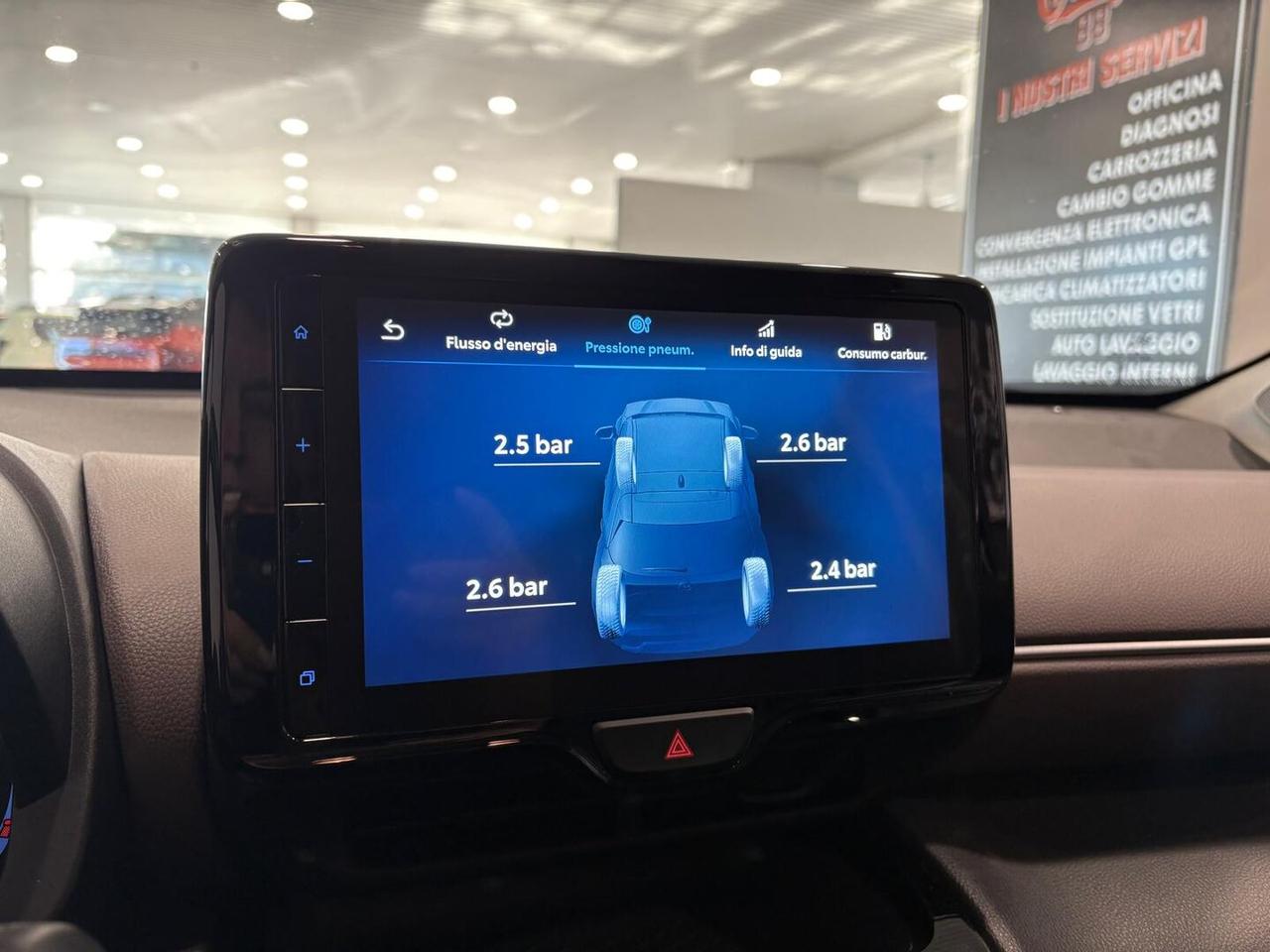 Toyota Yaris Cross 1.5h Lounge fwd 116cv e-cvt