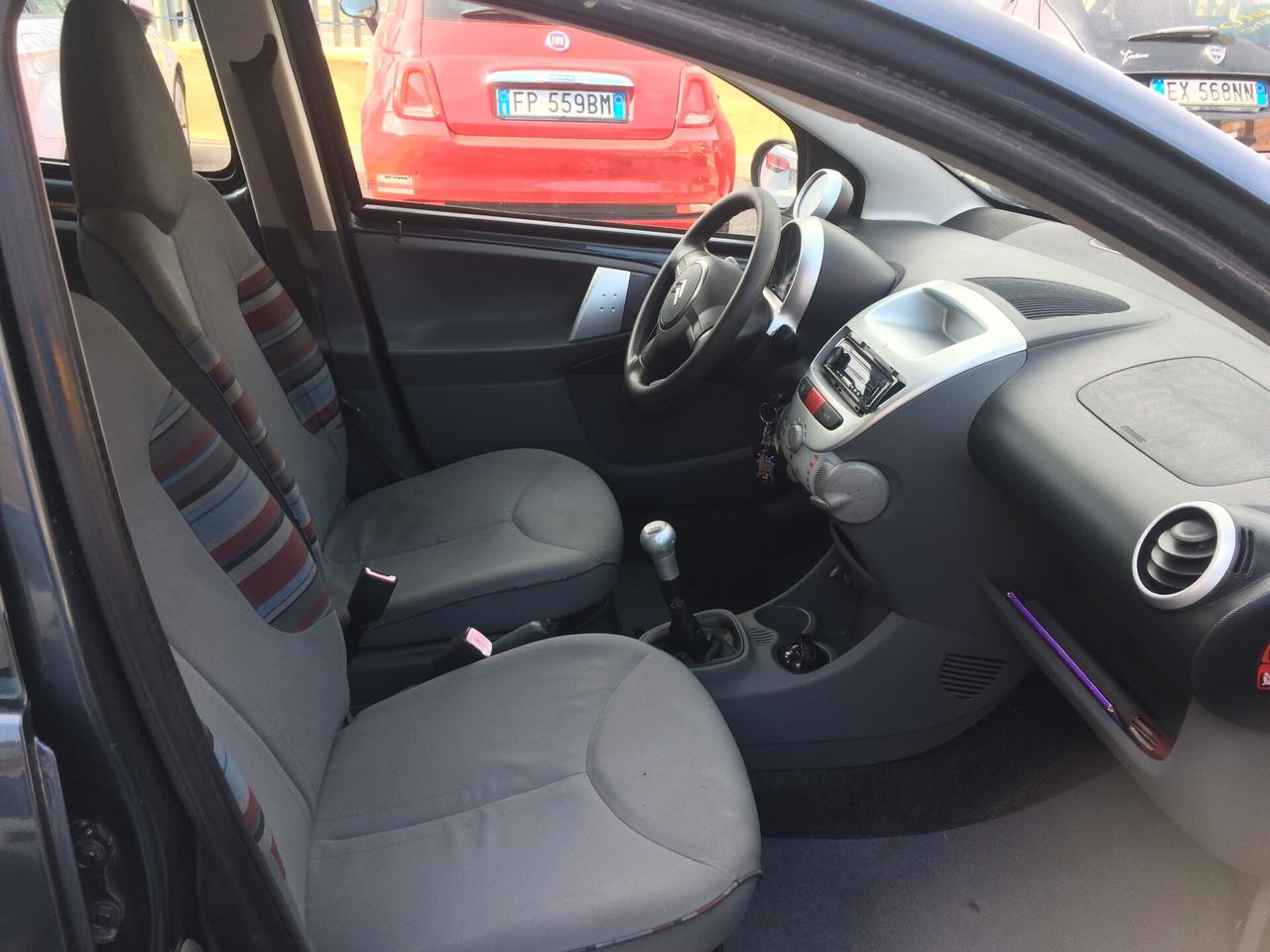 2010 Citroen C1 1.0 5 porte tagliandata per neopatentati!