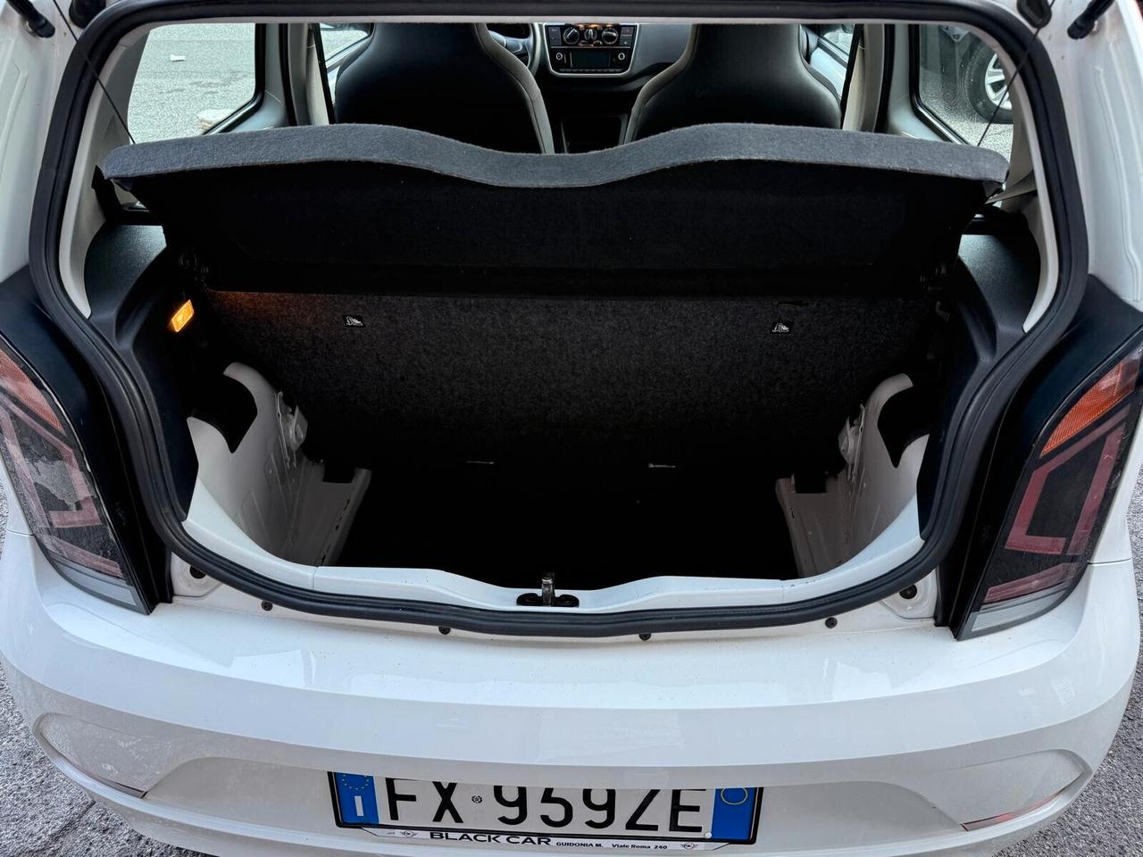 Volkswagen up! 1.0 5p. take