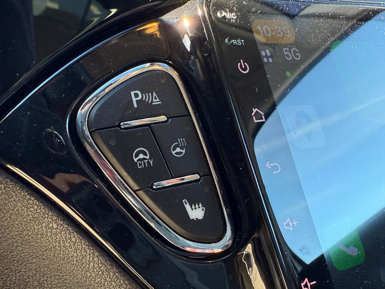 Opel Corsa 1.4 90CV Black&white Neopatentati