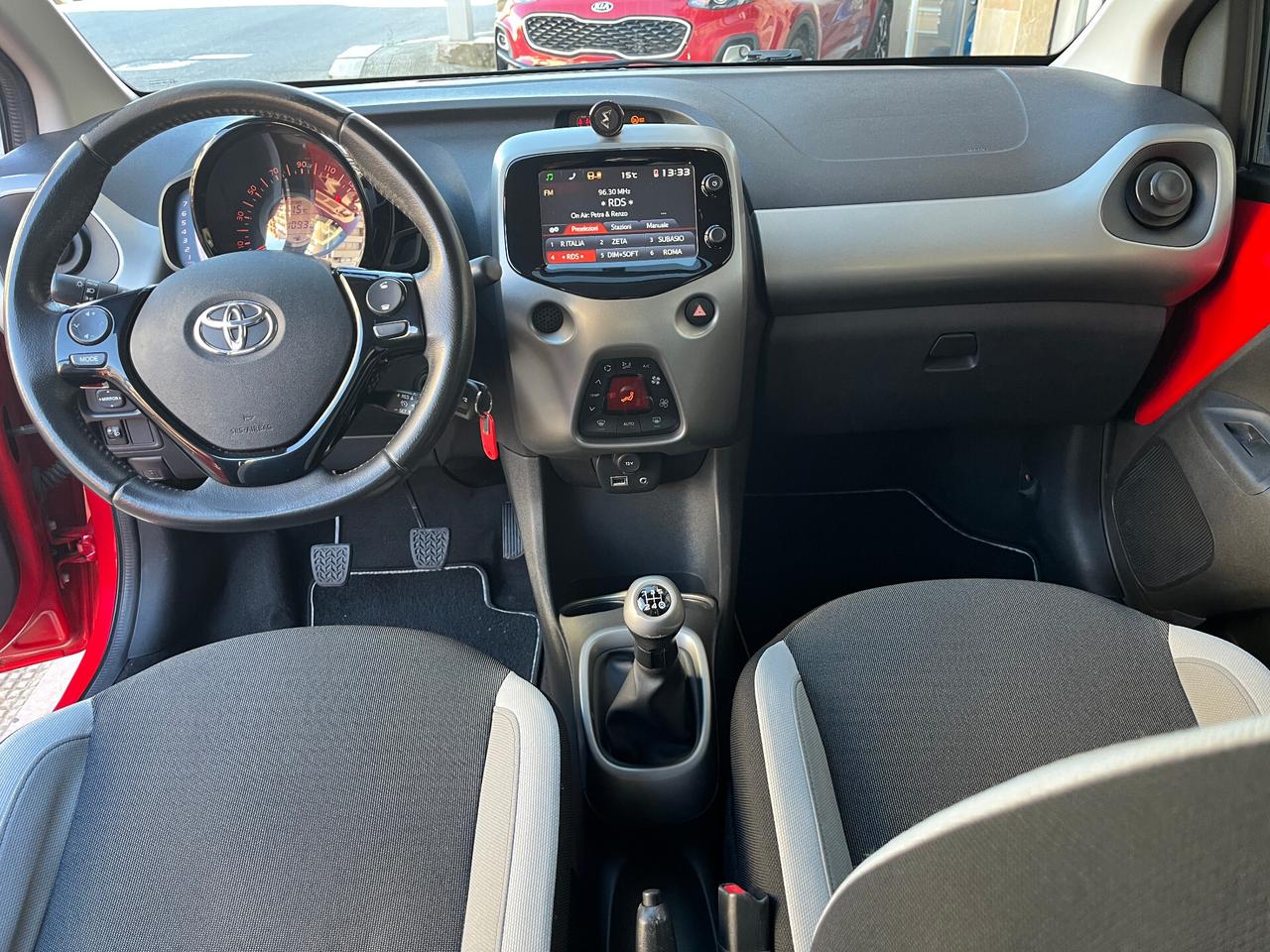 Toyota Aygo 1.0 VVT-i 69 CV 5 porte x-play