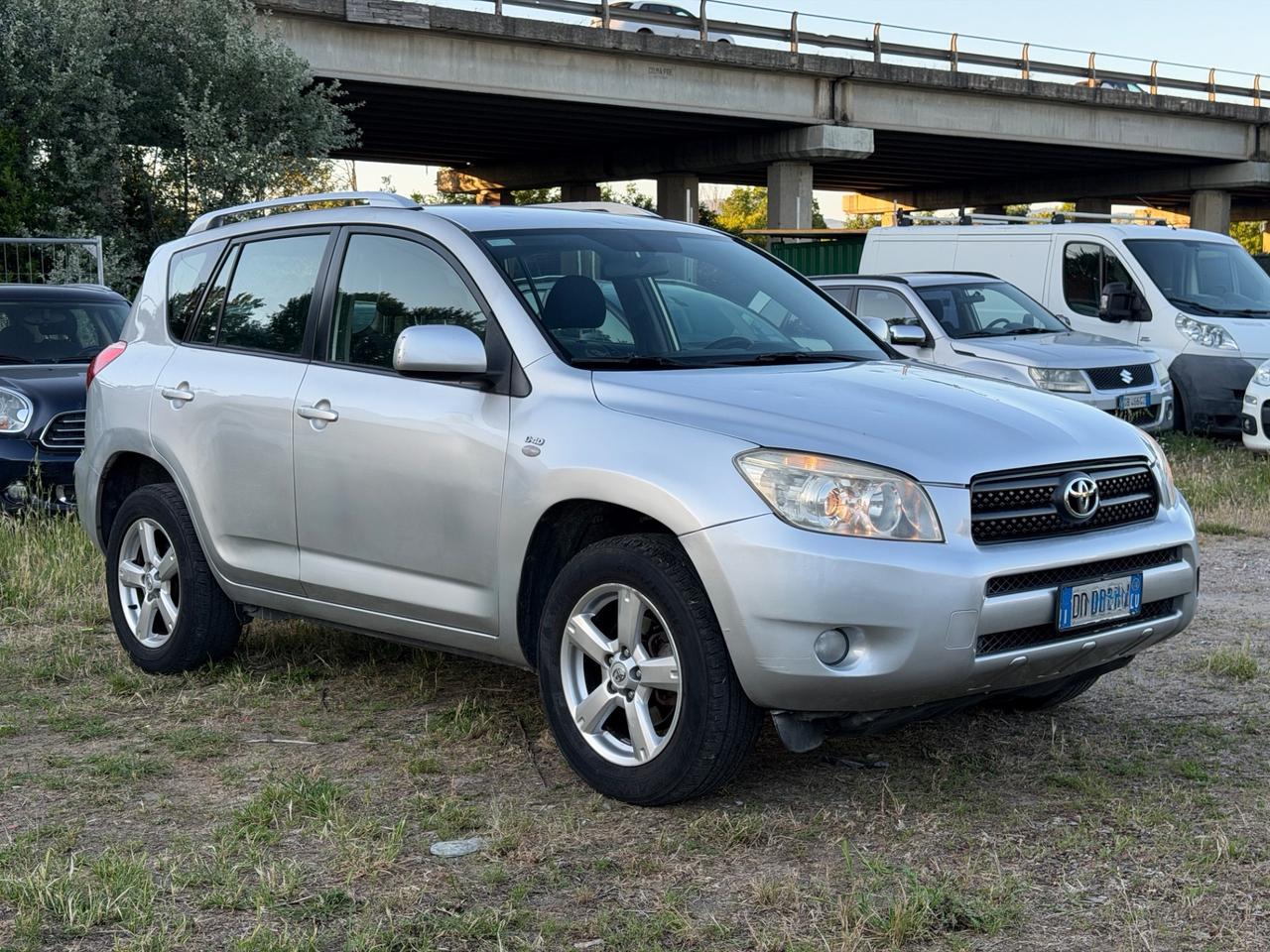 Toyota RAV 4 2.2 D-4D 136 CV Luxury 2008 unico proprietario