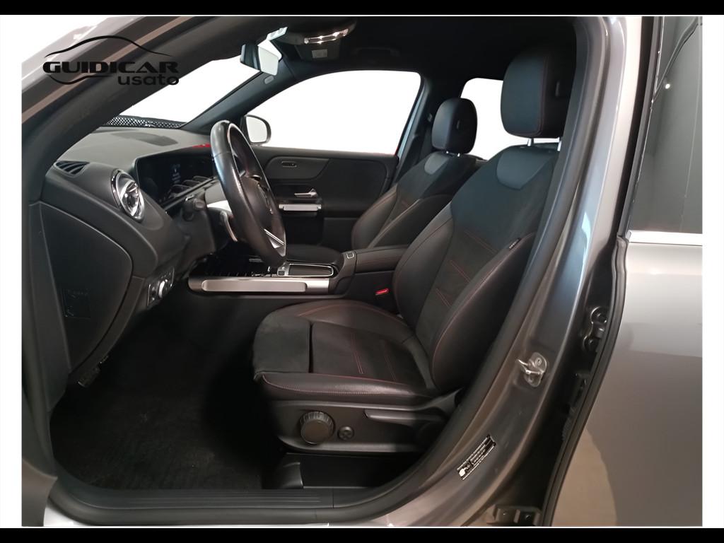 Mercedes-Benz GLB - X247 2023 - GLB 200 d AMG Line Premium auto