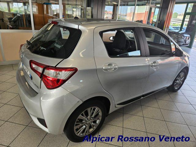 TOYOTA Yaris 1.5 Hybrid 5 porte Business