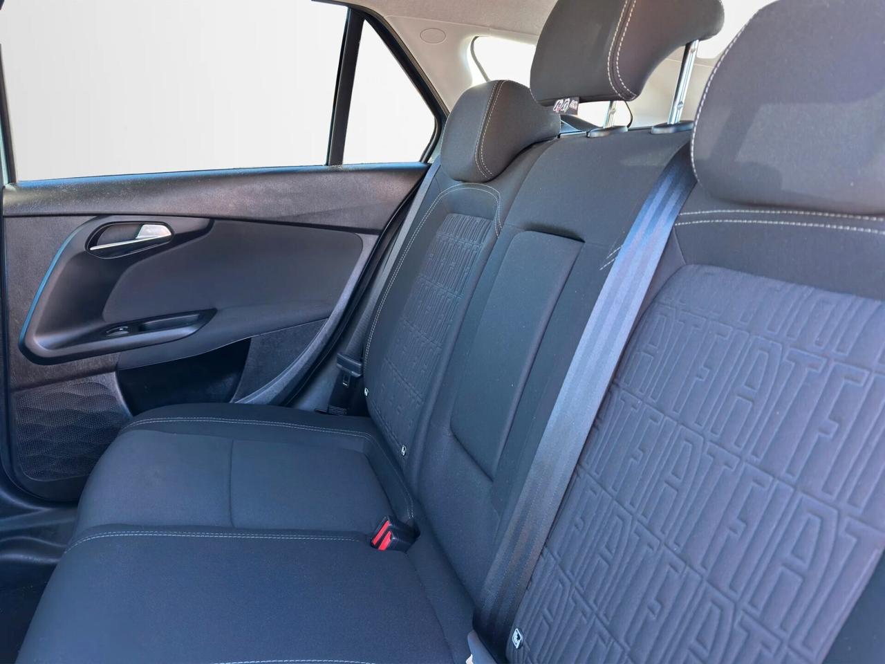 Fiat Tipo 1.6 Mjt S&S SW Cross