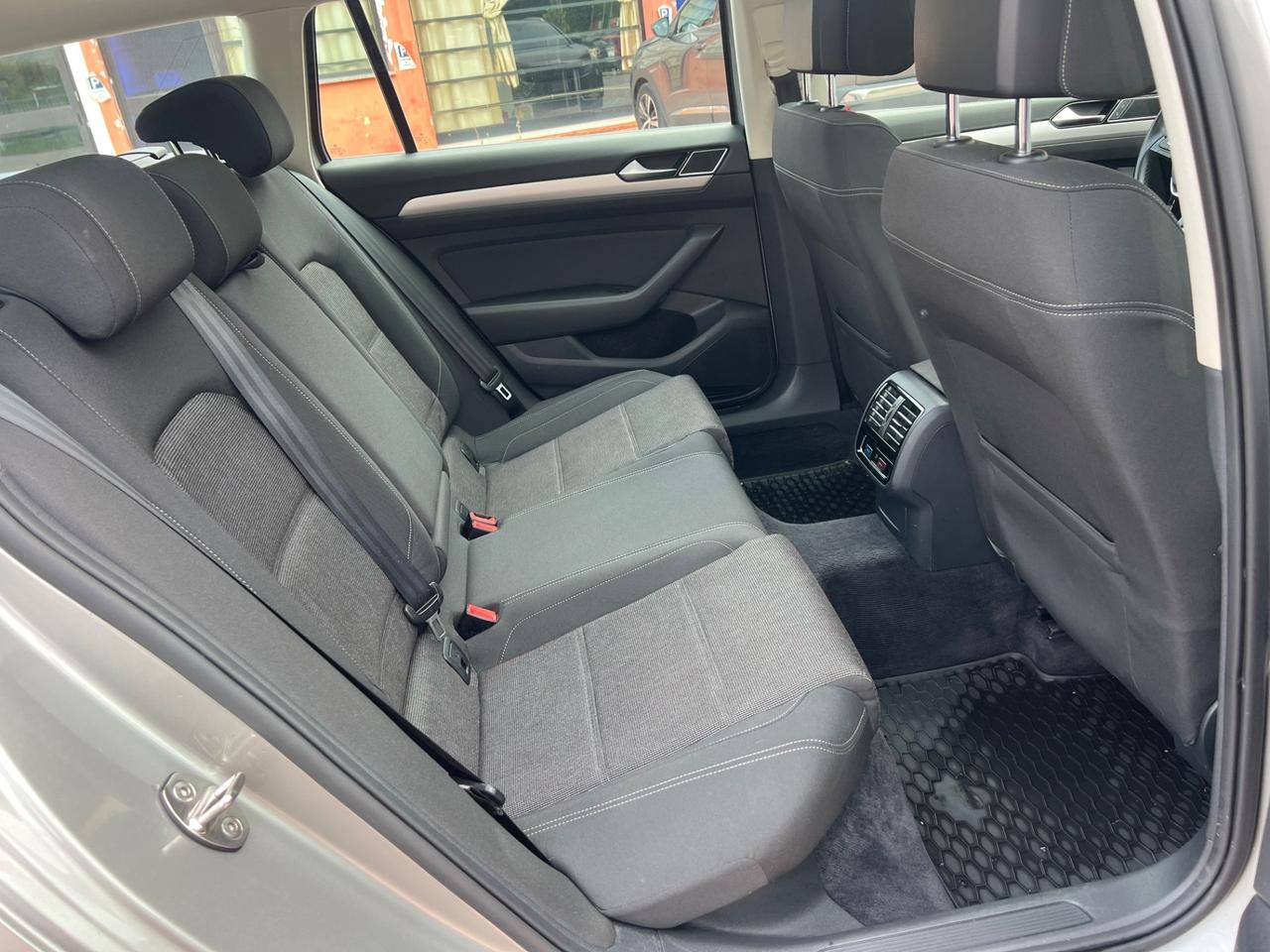 Volkswagen Passat 2.0 TDI Highline BlueMotion Technology