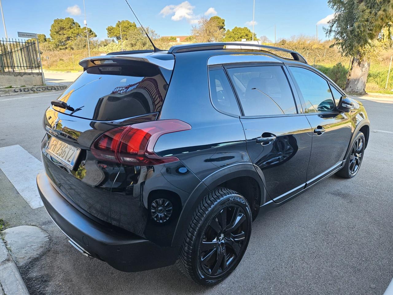 Peugeot 2008 GTline 1.6 bluehdi 120cv