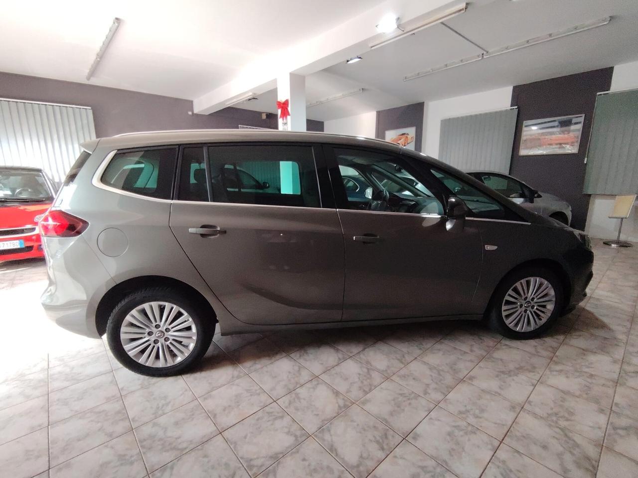 Opel Zafira 1.6 metano