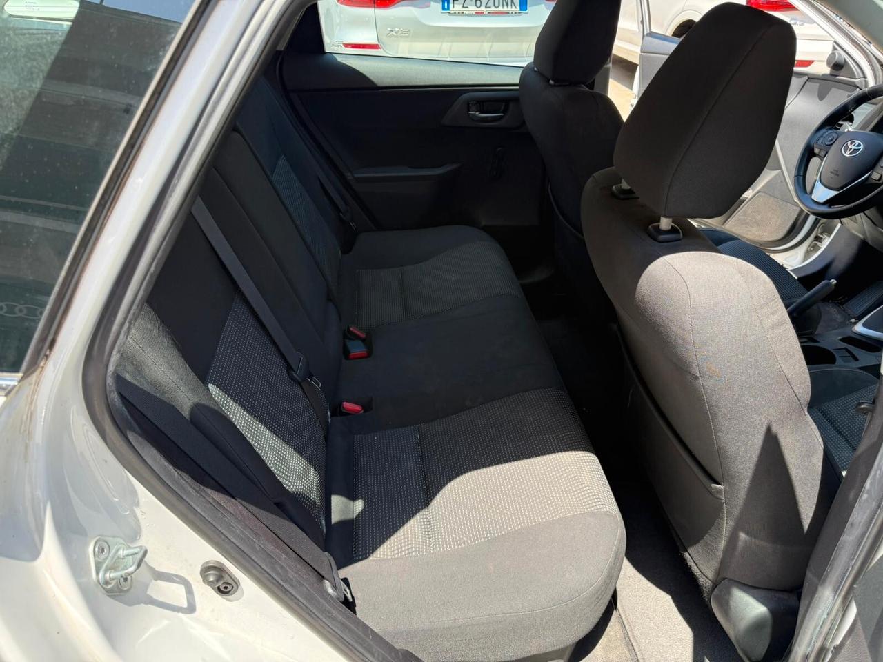 Toyota Auris Touring Sports 1.8 Hybrid Active Plus