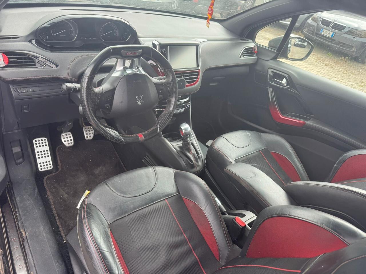Peugeot 208 1.6 THP 200 CV 3 porte GTi