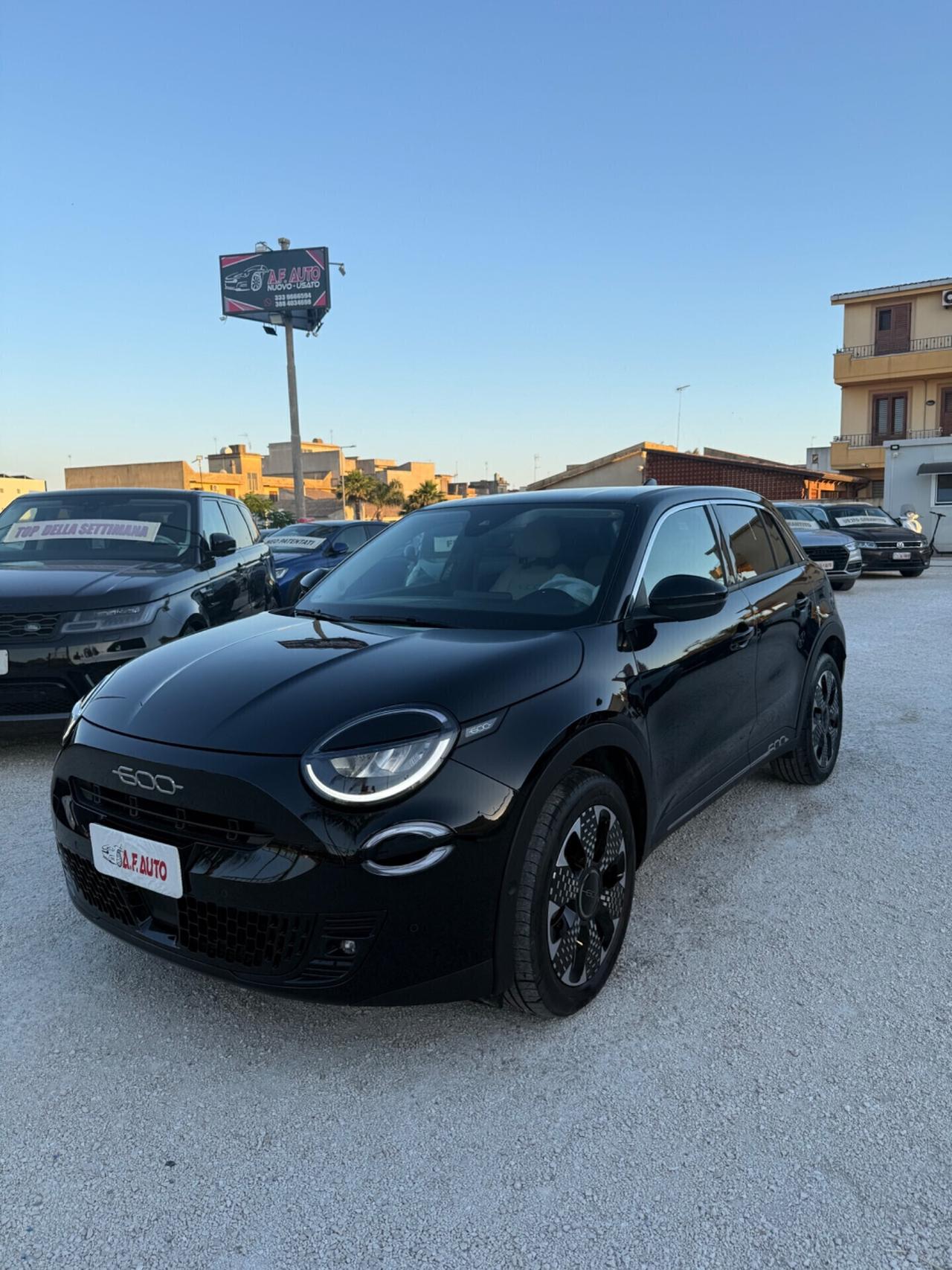 Fiat 600 Hybrid 110 CV DCT MHEV La Prima