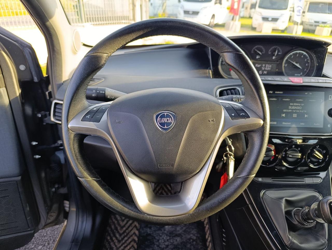 Lancia Ypsilon III 1.0 firefly hybrid Gold s&s 70cv