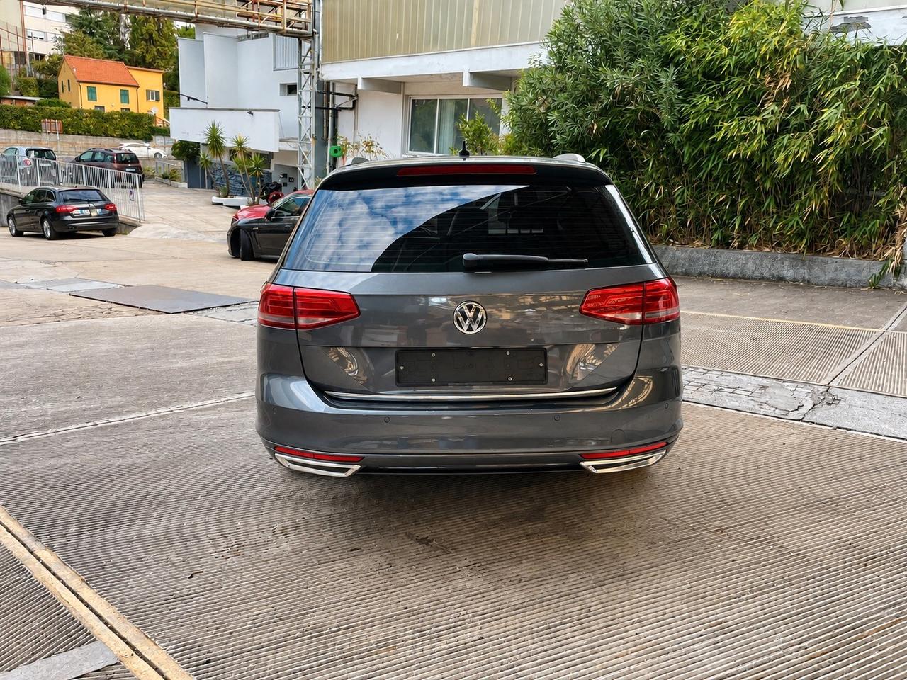 Volkswagen Passat Variant 1.6 TDI SCR DSG Business BMT