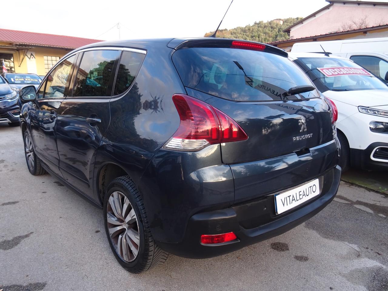 Peugeot 3008 1.6 HDi 115CV Business