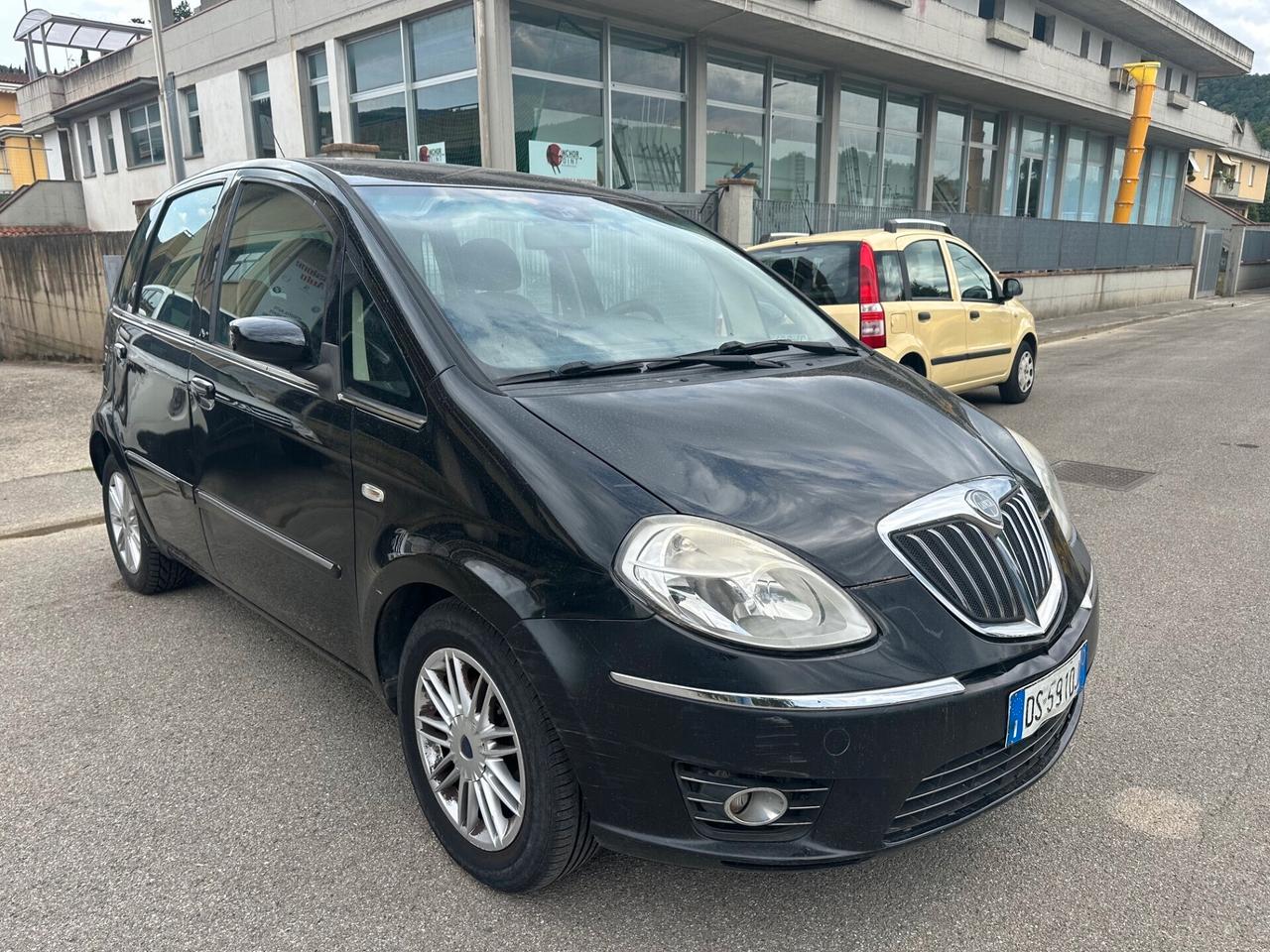Lancia MUSA 1.4 Argento ok neo patentati