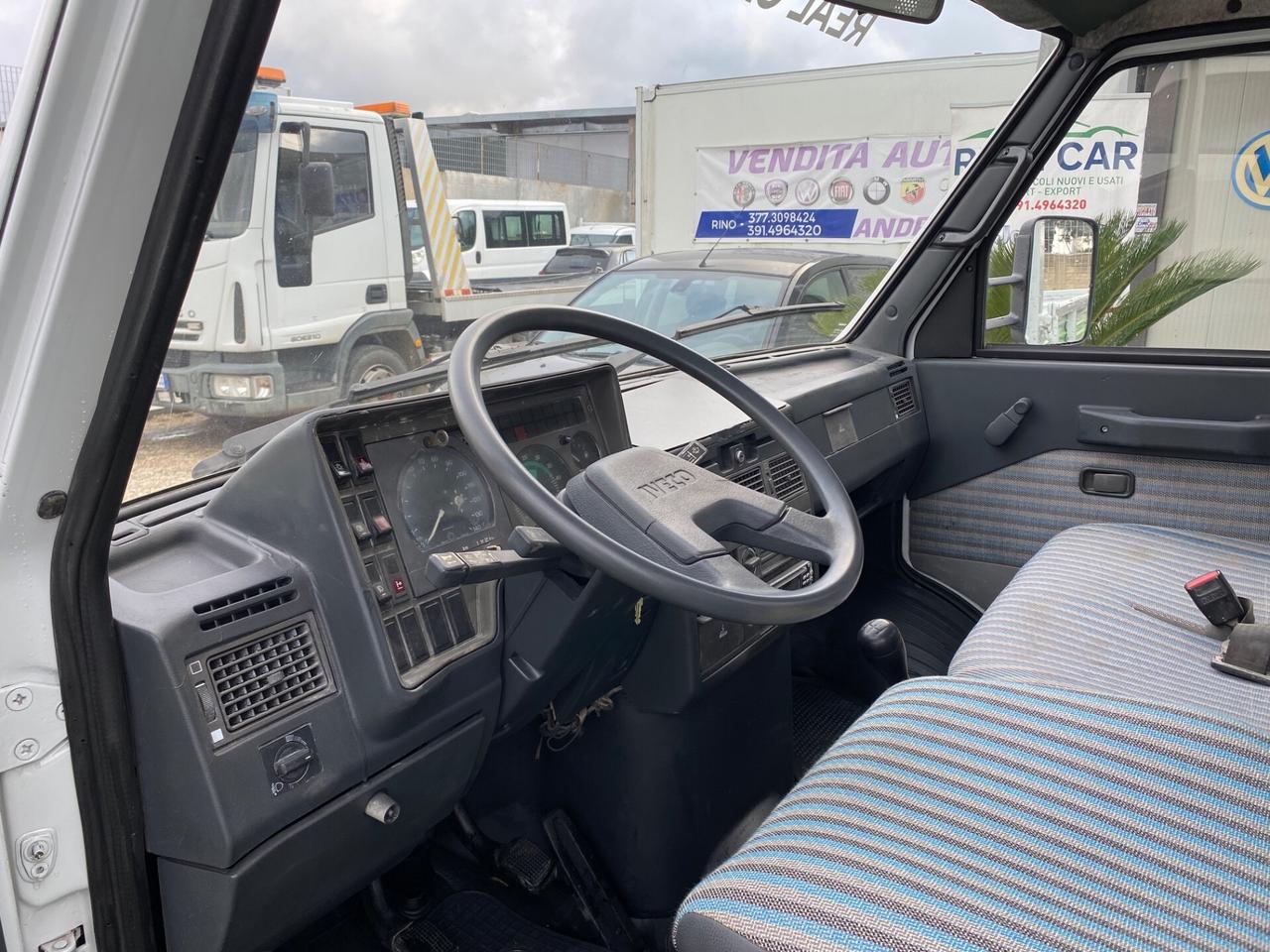 Iveco Daily 35-12 Ribaltabile Trilaterale