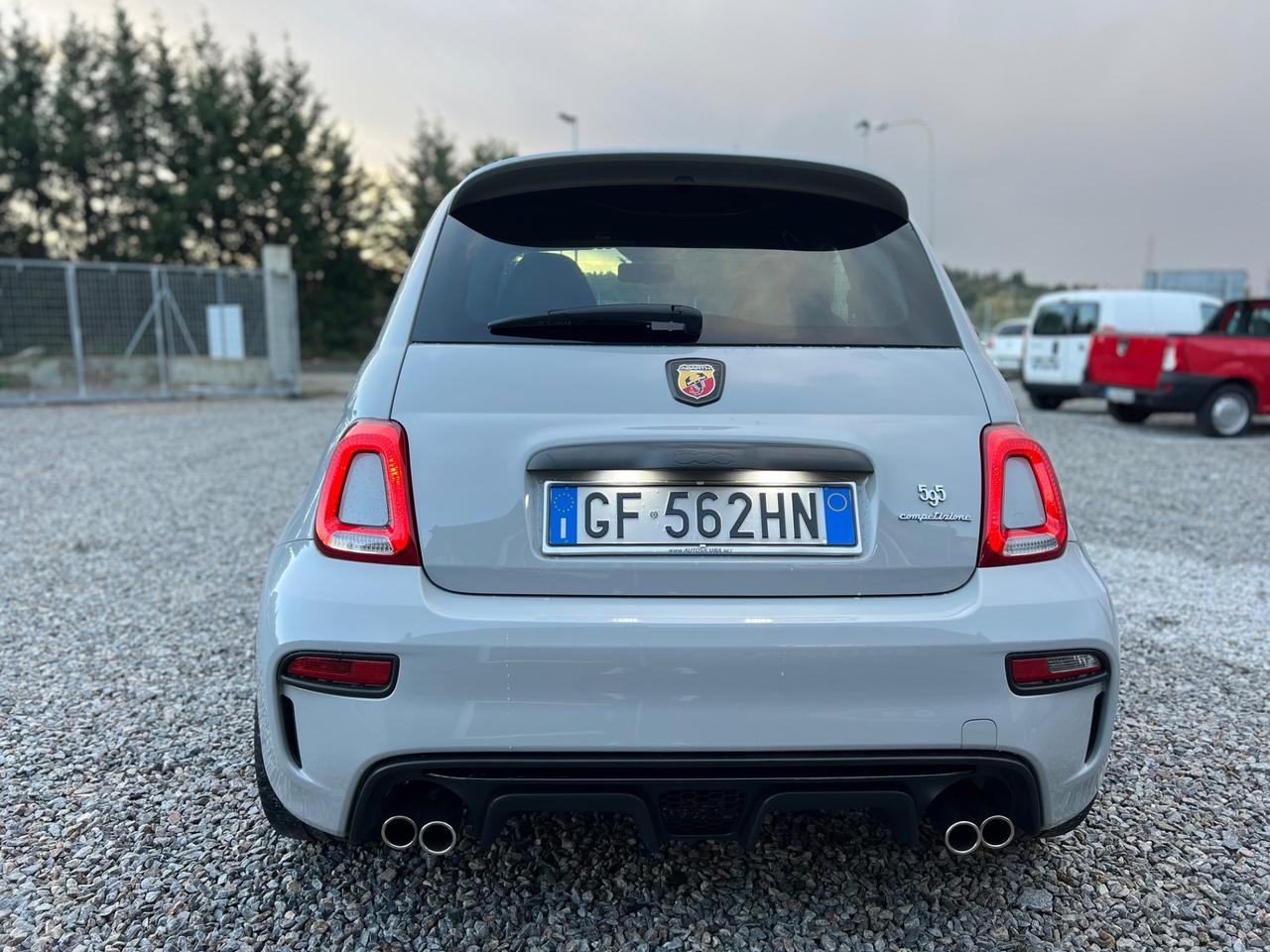 Abarth 595 1.4 Turbo T-Jet 180 CV Competizione