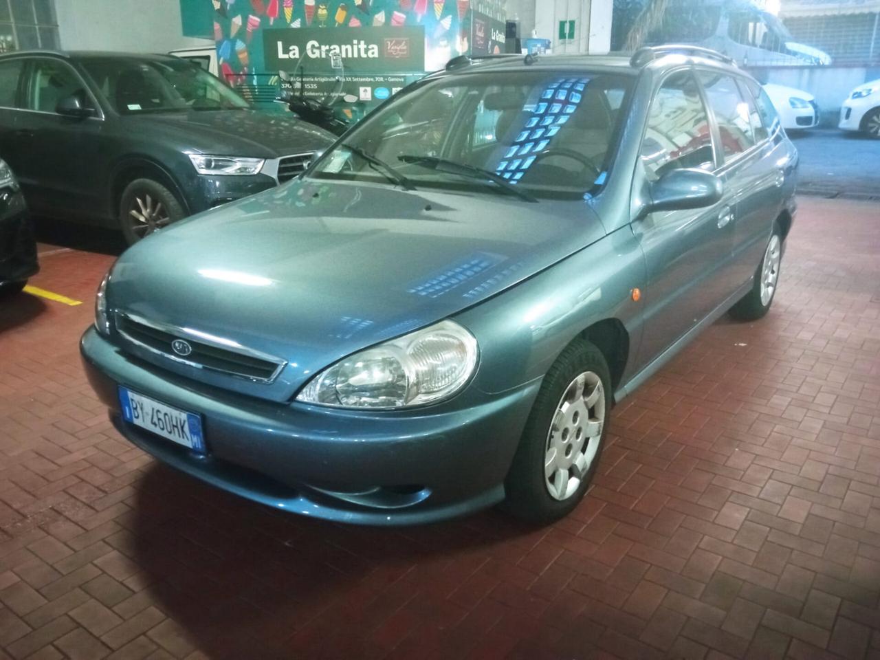 Kia Rio 1.5i 16V cat 5 porte LS Top